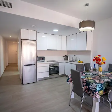 цветы у моря * تورّيفيِخا